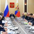 Ruska vlada podnosi ostavku nakon inauguracije Putina