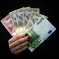 Današnji kurs evra: Ovo su vrednosti po kojoj menjačnice prodaju valute