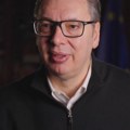 Vučić odgovarao na pitanja i komentare građana (video)