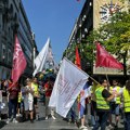 Obeležavanje šest meseci od pada nadstrešnice u Novom Sadu, u Beogradu protest sindikata i studenata