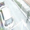 Snimljen trenutak kad dečak (15) puca u političara Metak mu prošao kroz glavu (video)