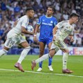 UŽIVO Golovi u Londonu i Lisabonu - neverovatan autogol golmana Viljareala!