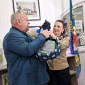 Opštinsko štene – pas za slikanje i političke poene