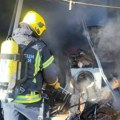 Požar u centru Bratunca: Umalo kuća da izgori kao lila