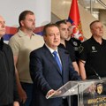 Dačić o neredima kod Predsedništva: Ima povređenih policajaca, privedene 23 osobe