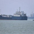 Британска војска: Погођен танкер док је пролазио УН одобреном рутом кроз Ормуз