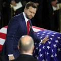 Vašington odaje poštu Trampovom savezniku senatoru Grejemu, prisustvuju Zelenski i Netanjahu