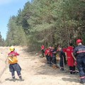 Heroji iz senke u Deliblatskoj peščari: Vojni rezervisti rame uz rame sa vatrom, bore se za svaki metar zemlje