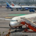 Požar oštetio oko 140 vozila na parkingu u blizini londonskog aerodroma Getvik