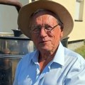 Milanče Radosavljević peče rakiju: Prvi koncert napravio u 82. godini, ali nije odustao od poljoprivrede: I dalje majstoriše…