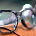 Тајно снимање жена изазвало скандал: Европа тражи забрану "перверзних" АИ наочара