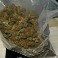 Uhapšen devetnaestogodišnjak u Smederevu: Zaplenjeno 390 grama marihuane, oprema za pakovanje i vagica