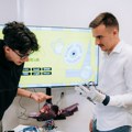"MEŠ - Znaš i umeš" Otvorena prva učionica budućnosti u Paraćinu: Učenici već izumeli pametne naočare i sistem protiv poplava…