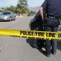 (Video) Dve pucnjave u Americi: Ima mrtvih i teško ranjenih, policija traga za napadačem: "Žena je uspela da pobegne, u šoku…