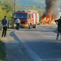 Zapalio se automobil, vatrogasci nisu uspeli da ugase vatru