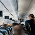 Stjuardesa ukazala na bakterije u avionu i šta ne treba da tražite tokom leta