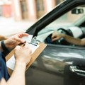 Vozio 200 km/h sa probnom vozačkom dozvolom