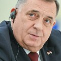"Noževi su izvučeni": Trampovi najbliži saradnici u velikom problemu zbog Dodika, ni najmoćnija žena Bele kuće ne može da ih…