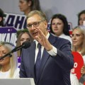 Vučić na skupu u Nišu: Doveo sam 11 fabrika, a dovešćemo još 20 u pet okruga na jugu