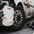 Језив судар два камиона у Хрватској: Возила уништена, саобраћај преусмерен