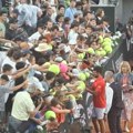 Zbog ovoga je Novak Đoković teniska gromada: Publika mu zviždala tokom meča, on napravio gest za poštovanje