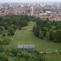 Najslađa foto vest iz Čačka! Niko nije očekivao da će on sesti u dečju fotelju, baš se razbaškario