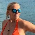 Ана Дивац се скинула у новембру: Краде погледе бујним попрсјем у купаћем, мушкарцима падају вилице