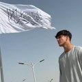 Jutjuber otišao u Avganistan, a morao da pobegne prvim avionom: Kad su videli jedan detalj na njegovoj majici, usledio je haos…