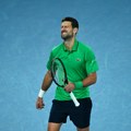 Novak Đoković se posle poraza u finalu obratio Nadalu, pa nasmejao publiku u Melburnu: „Pripremio sam šampionski, a ne…