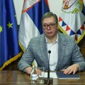 "Građanima poručujem da ostanu mirni": Vučić o neredima na protestu ispred Rektorata (foto)