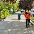 Prolećno uređenje grada: intenzivni radovi na zelenim površinama i higijeni