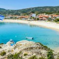 Ove plaže su skriveni dragulji Grčke: Daleko od "poplave" turista čekaju vas prozirno more i potpuni mir