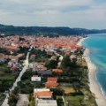 Srbi, oprez! Alarm u jednom od omiljenih grčkih letovališta: Danas nije bezbedno!