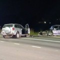 Jeziva nesreća kod Užica: Automobili smrskani u sudaru, tri osobe prevezene u bolnicu