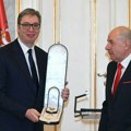 Vučić u Budimpešti, dobija Veliki krst Ordena za zasluge i razgovara sa Orbanom