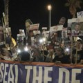Porodice talaca u Gazi protestuju u centru Tel Aviva