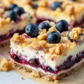 Kremasti kolač sa borovnicama bez pečenja – desert koji se topi u ustima
