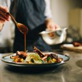 Ovo su tri nabolje ocenjena restorana u Srbiji: Predstavljeno novo izdanje vodiča „Gault&Millau“