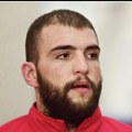 Oglasio se Veljko nakon što su komšije progovorile: Meštani Titela pričali o njemu i Bogdani, a on sad uzeo sina pod ruku i…