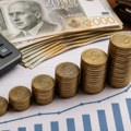 Просечна плата премашила 121.000 динара, али је медијална зарада знатно нижа: Ево колико заиста зарађује већина грађана Србије…
