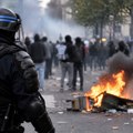 Petnaestogodišnjak teško povređen na protestu u Francuskoj: Istražuje se da li mu je policijska granata raznela šaku