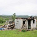 Grad sa milion dinara pomaže porodici Jojić iz Kremana čija kuća je izgorela u požaru