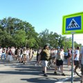 Počela blokada najprometnije raskrsnice na Vidikovcu, trajaće do 18 sati, prisutna i policija VIDEO