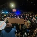 FOTO, VIDEO: Počeo protest novosadskih zborova i studenata povodom sinoćnih napada