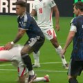 Englezi iskopali novi ugao kamere: "Nije smeo da bude na terenu, a dao je gol za Argentinu"