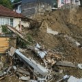 Drama u Novom Pazaru: Komšije nijemo gledale kako cijela kuća nestaje pred njihovim očima