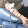 Akcija "Dan zdravlja i humanosti" u Nišu: Građani daju krv i obavljaju besplatne preventivne preglede