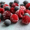 Povučeno određeno smrznuto voće: Sumnja se na kontaminaciju hepatitisom A i listerijom