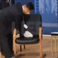 VIDEO Stolica za Kim Džong Una izazvala najveću brigu: Čistili je pomno pre sastanka sa Putinom