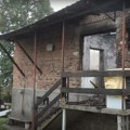 Grom udario u kuću, izgorela do temelja: Porodica Luković izgubila krov nad glavom - Vatrogasci samo zatekli zgarište…